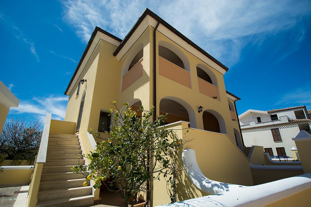 Le Residenze Del Maria Rosaria - Vico Friuli 1 Villa Orosei Kültér fotó